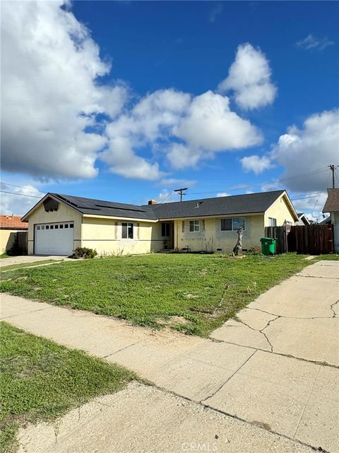 Photo of 1860 N Miller St, Santa Maria, CA 93454 (MLS # PI25266466)