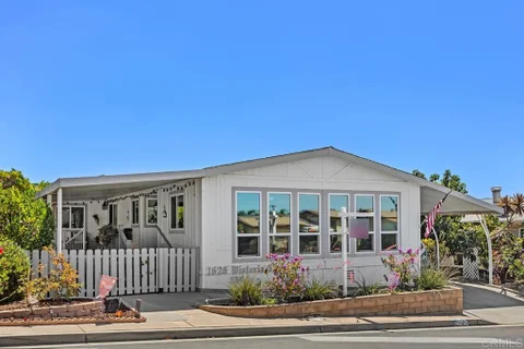 1626 Wisteria Glen, Escondido, CA 92026 - MLS#: NDP2607769