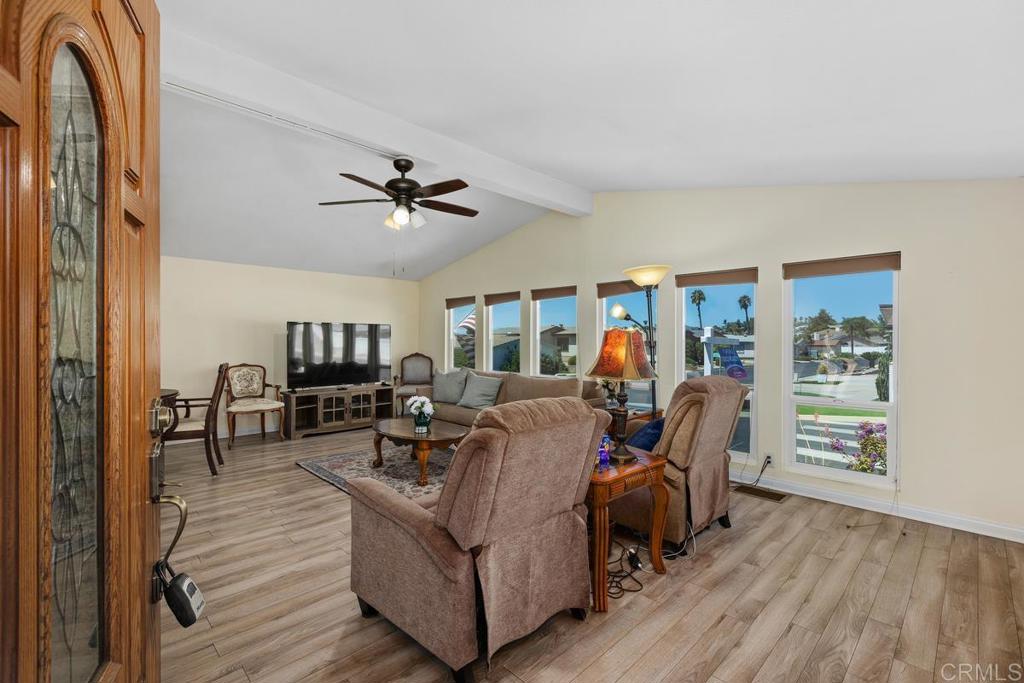 1626 Wisteria Glen