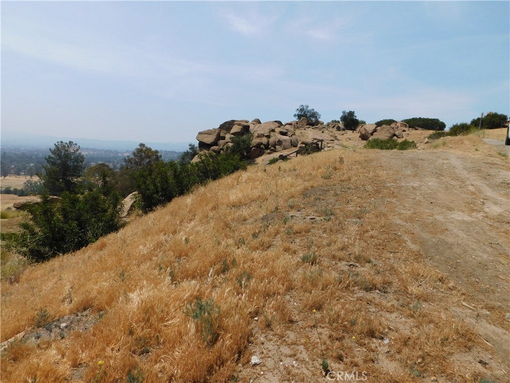 8744 AZUL Drive