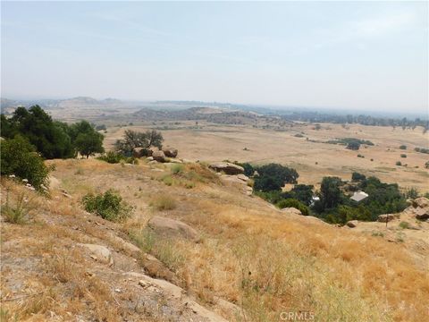 8744 AZUL Drive West Hills CA 91304