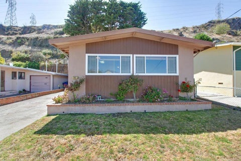 Photo of 141 Pecks Lane, South San Francisco, CA 94080 (MLS # ML82056173)
