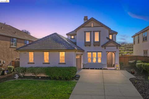 Photo of 9489 California Oak Cir Cir, Patterson, CA 95363 (MLS # 41143731)