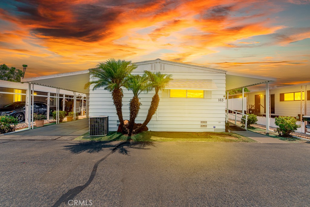 Waterfront Retreat in The Lakes at Hemet West – 55+ Resort Living!
Welcome home to this charming lakefront retreat located in the gated 55+ resort community of The Lakes at Hemet West. With incredible water views from your porch, this beautifully maintained home offers the perfect blend of comfort, space, and convenience.
Step inside to discover an open floor plan with newer appliances and an easy flow that’s ideal for both relaxing and entertaining. The over-sized bedrooms provide plenty of space and storage, while the bathrooms are light, bright, and thoughtfully designed—featuring a walk-in shower in the hall bath and a shower-in-tub combo in the primary suite.
A generous utility room offers versatility and is perfect for an office, craft room, or sewing space. Outside, a wheelchair-access ramp leads to the front door, and the easy-care landscaping means you’ll have more time to enjoy your surroundings.
Relax on the large, covered deck and take in those stunning sunsets—this home is truly a breath of fresh air.
Community amenities include:
9-hole golf course
Resort-style swimming pool & spa
Pickleball, shuffleboard & billiards
Walking trails
Active clubhouse with regular events and more!
Come experience the vibrant lifestyle and natural beauty that make The Lakes at Hemet West a premier destination for active adult living. This lovely and inviting home won’t last long—schedule your showing today!