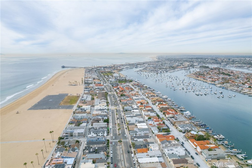 1232 W Oceanfront