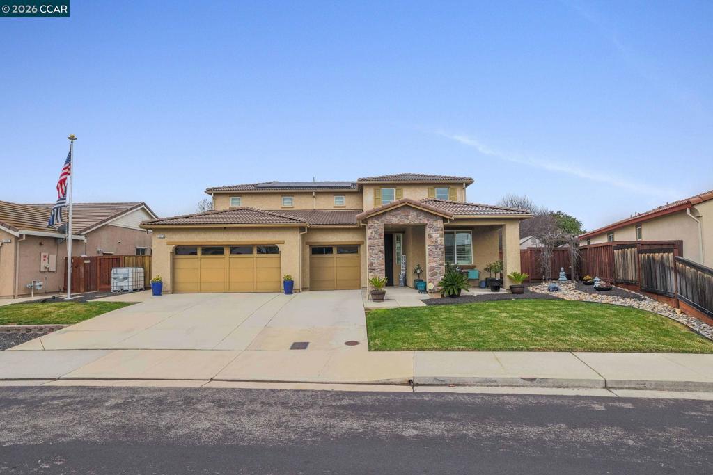 Properties 1 1085 1085 Coriander Dr