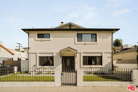 Photo of 5819 Ernest Avenue, Los Angeles, CA 90034 (MLS # 26828555)