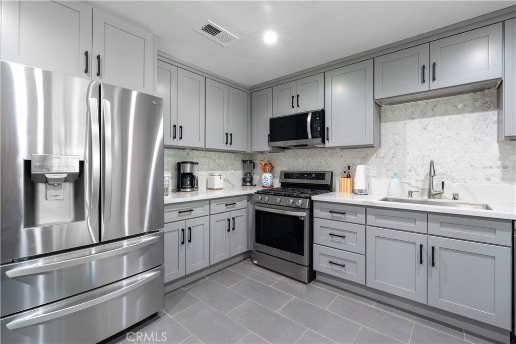 28260 Bockdale