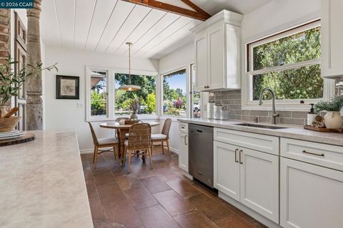 Photo of 20 Santa Rita Dr Dr, Walnut Creek, CA 94596 (MLS # 41134025)