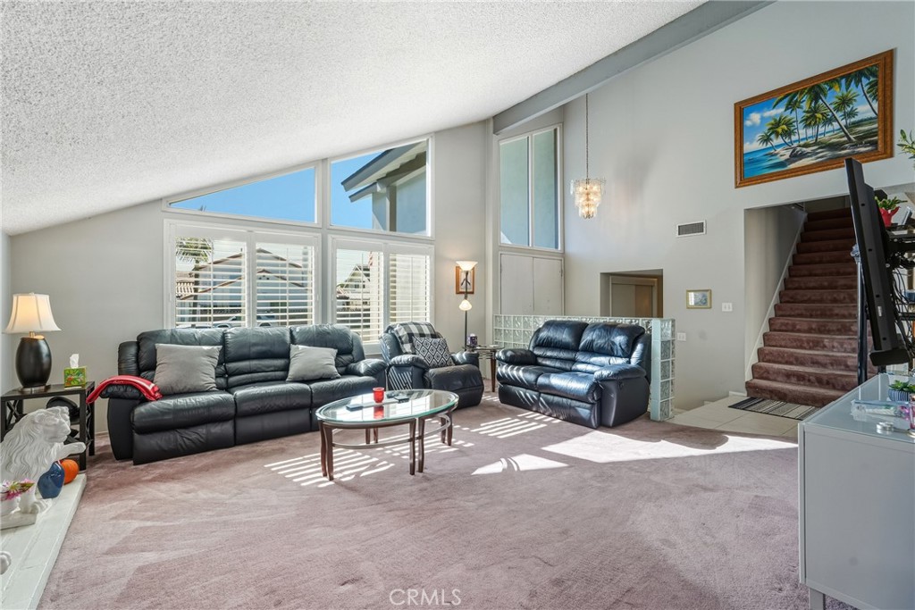 5457 Oxford Drive