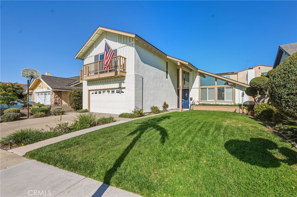 5457 Oxford Drive