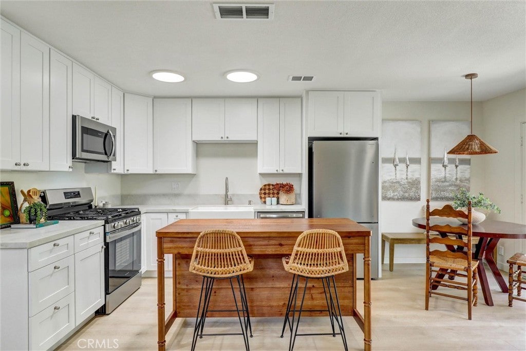32915 Avenida Del Rosal