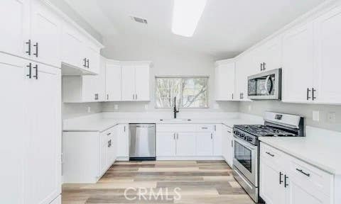 Photo of 5114 Yellow Rose Court, Bakersfield, CA 93307 (MLS # SB26143721)