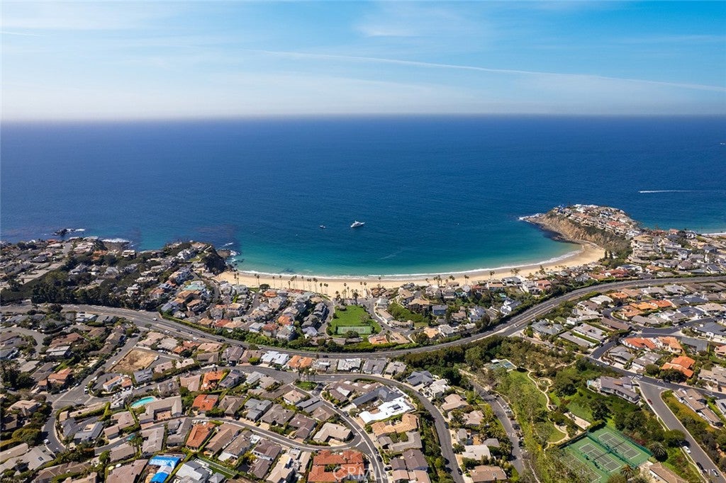 27 Emerald Bay, Laguna Beach CA 92651 - Photo 43