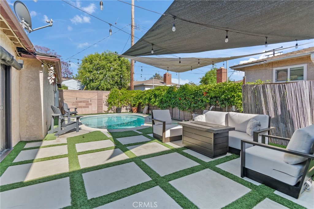 16302 Graystone Avenue
