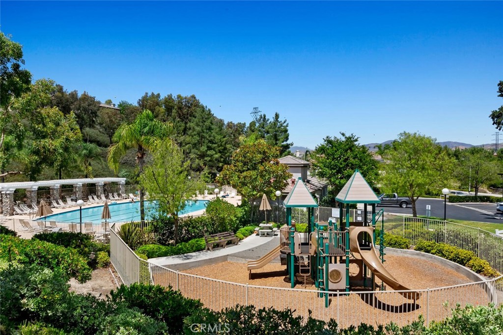 Montevista (MONTV) - Residential Lease