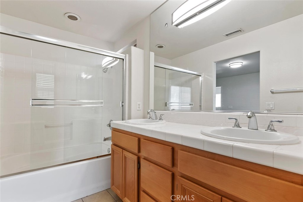 Montevista (MONTV) - Residential Lease