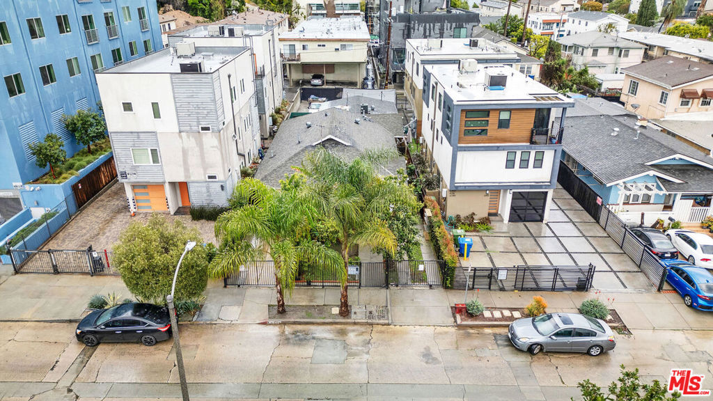 644 N Serrano Avenue