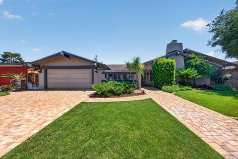 Photo of 2140 Cedarwood Lane, San Jose, CA 95125 (MLS # ML82047112)