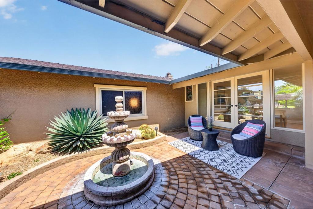 2140 Cedarwood Lane