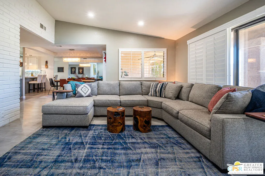 Palm Desert, California 92260, United States, 3 Bedrooms Bedrooms, ,2 BathroomsBathrooms,Residential,Active,218136