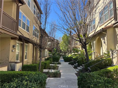 Photo of 905 N Purple Sage Drive #F, Azusa, CA 91702 (MLS # WS26153880)