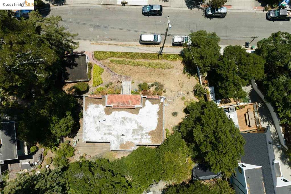 UPPER ROCKRIDGE - Residential