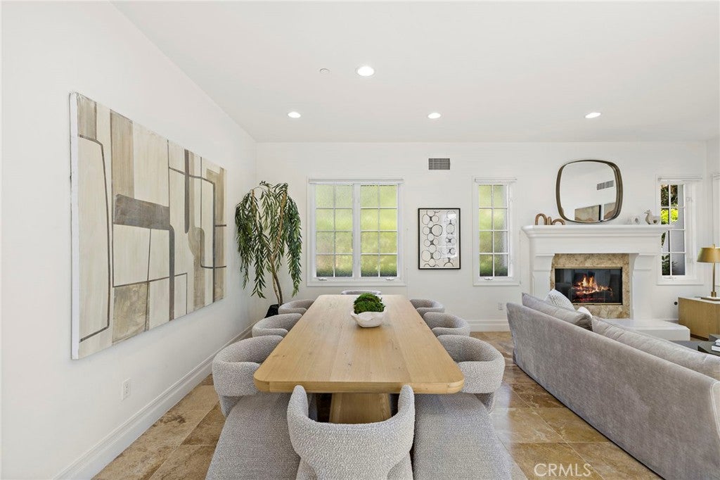 28 Sandy Cv, Newport Coast CA 92657 - Photo 8