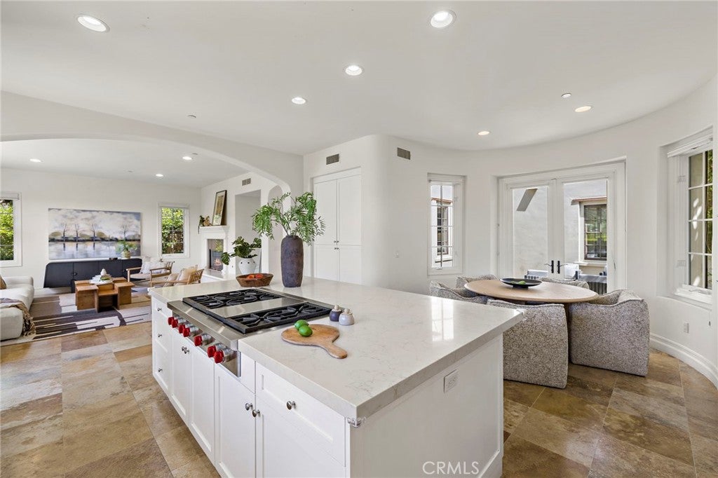 28 Sandy Cv, Newport Coast CA 92657 - Photo 14