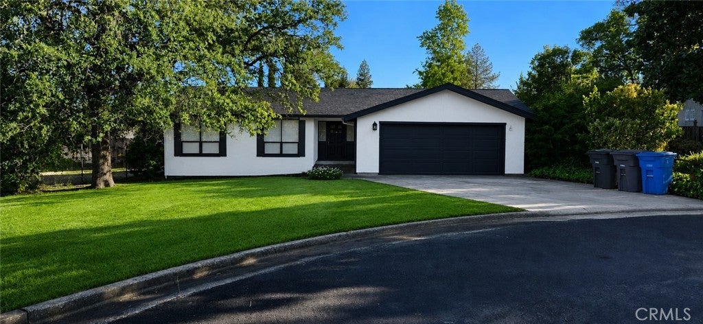 7 Fernbach Court