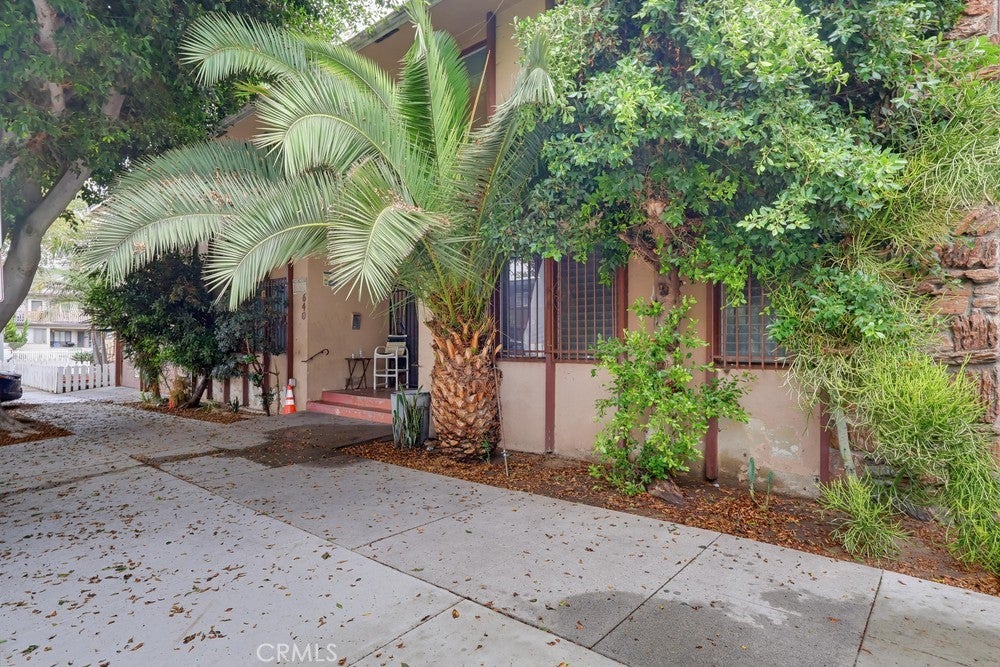 640 Elm Ave. 11