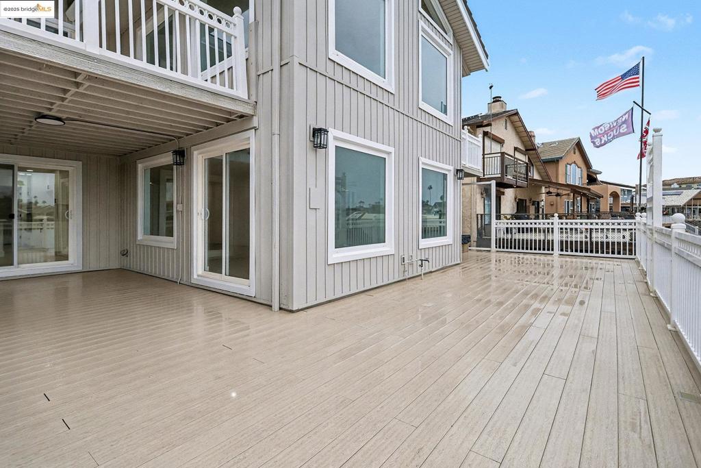 DEEP WATER - Residential