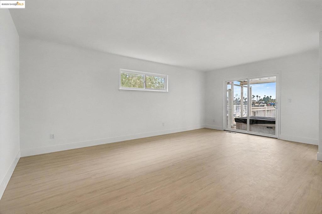 DEEP WATER - Residential