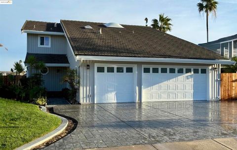 Photo of 4741 Discovery Pt Pt, Discovery Bay, CA 94505 (MLS # 41118748)