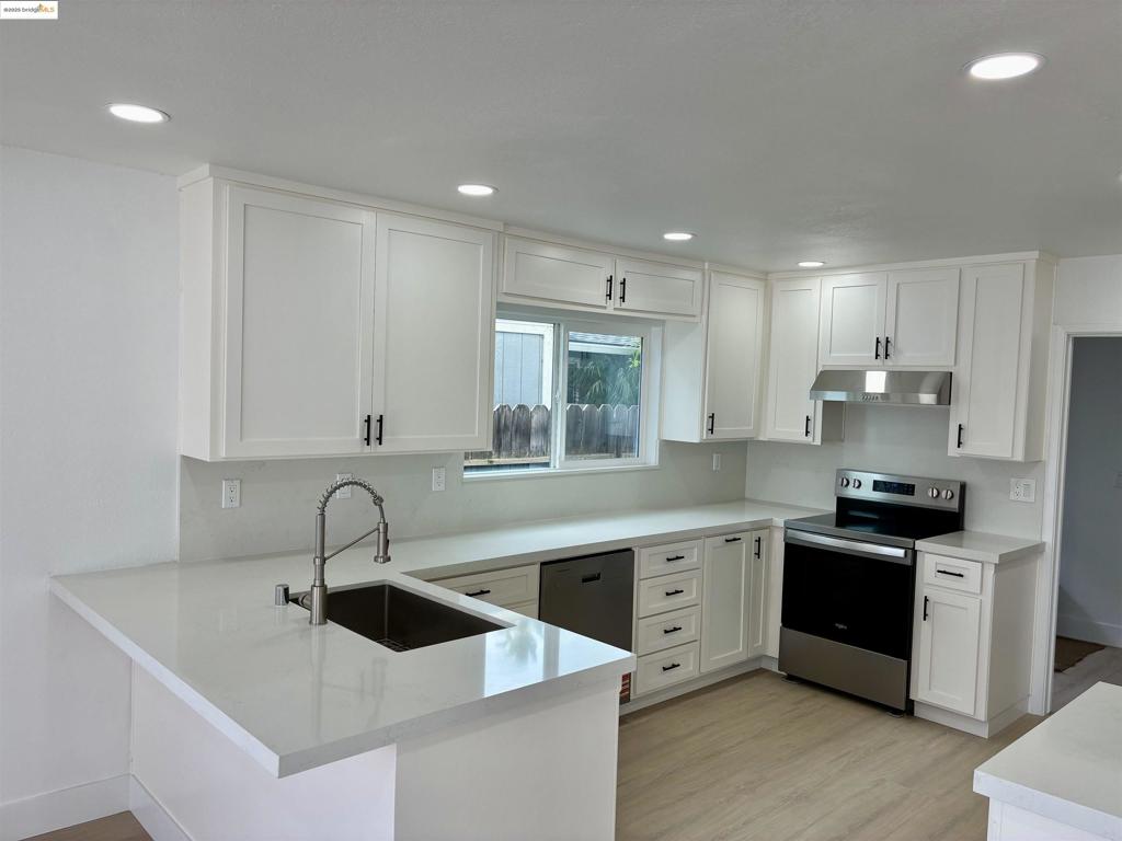 DEEP WATER - Residential