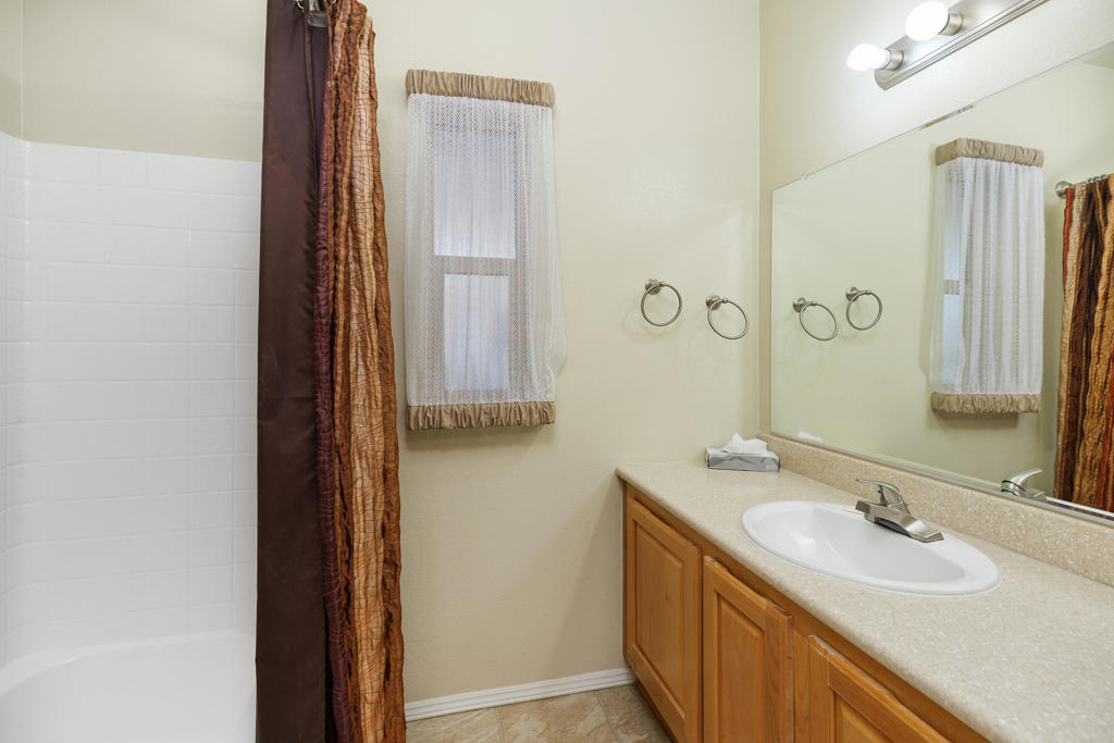 Ramon Mobile Park - Manufactured In Park