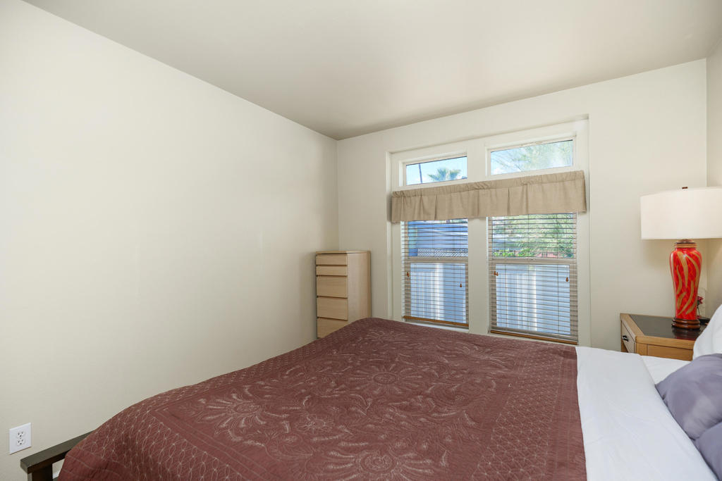 Ramon Mobile Park - Manufactured In Park