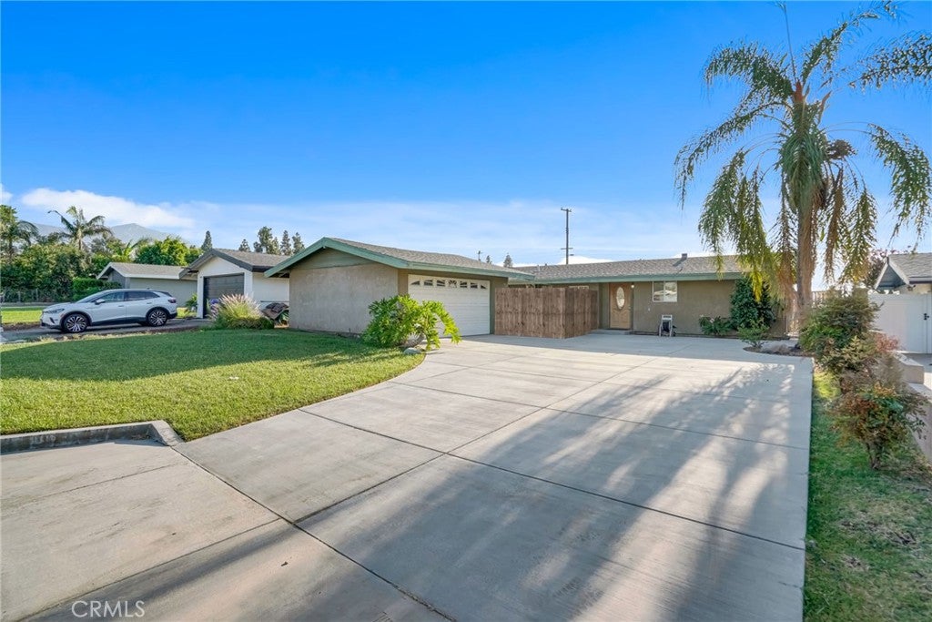 1538 Amador Ave