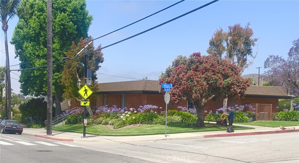 4797 Loma Vista Road