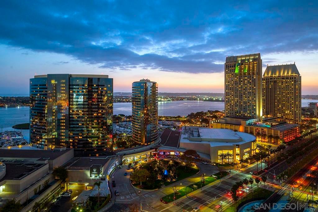 100 Harbor Drive 2404