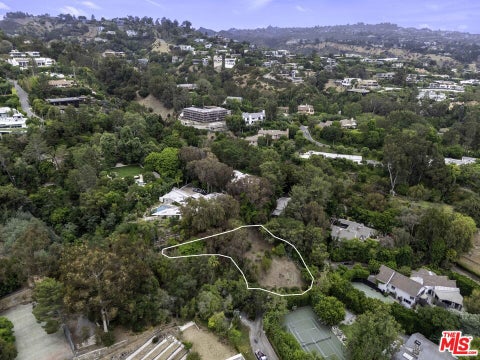 Photo of 9921 Tower Lane, Beverly Hills, CA 90210 (MLS # 26102661)