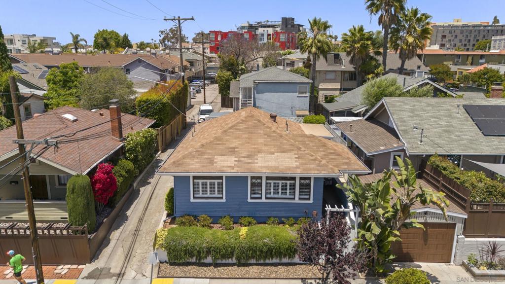 1624 Robinson Ave