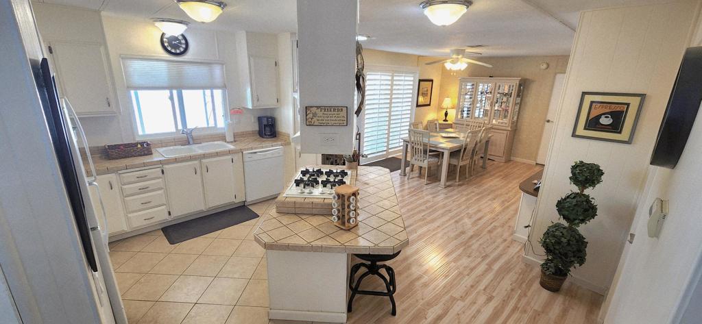 Palm Desert Greens - Manufactured In Park