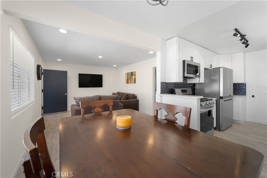 1836 Sunrise Road