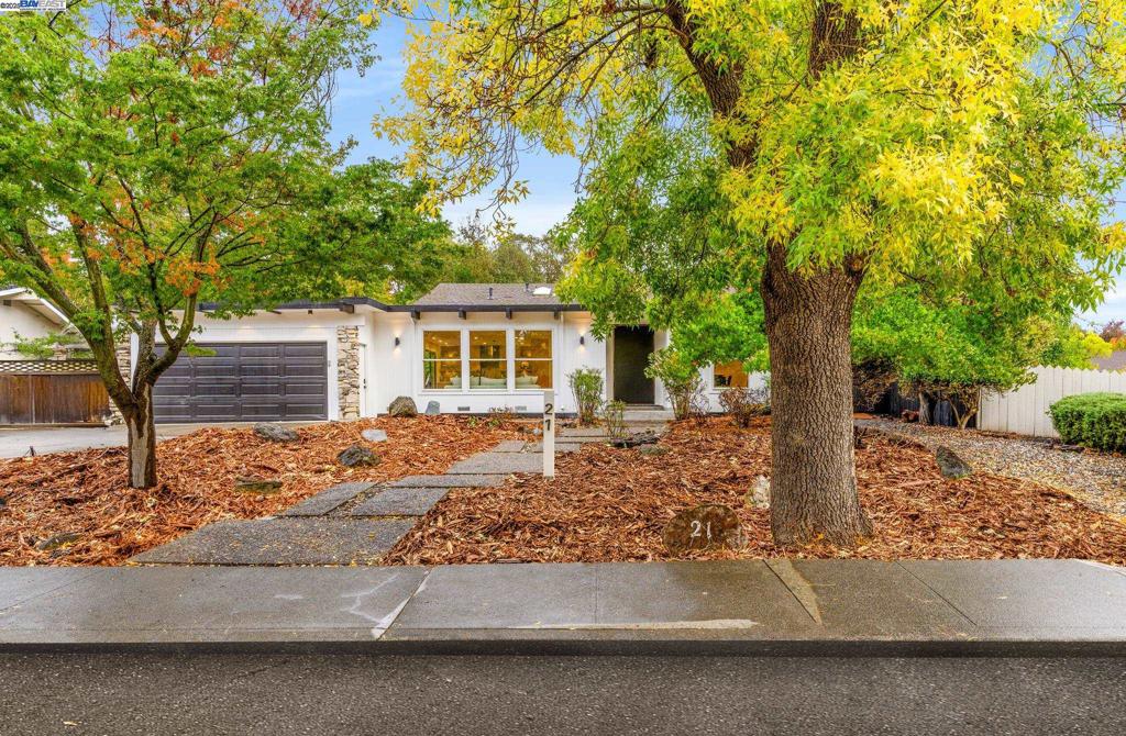 WALNUT HEIGHTS - Residential