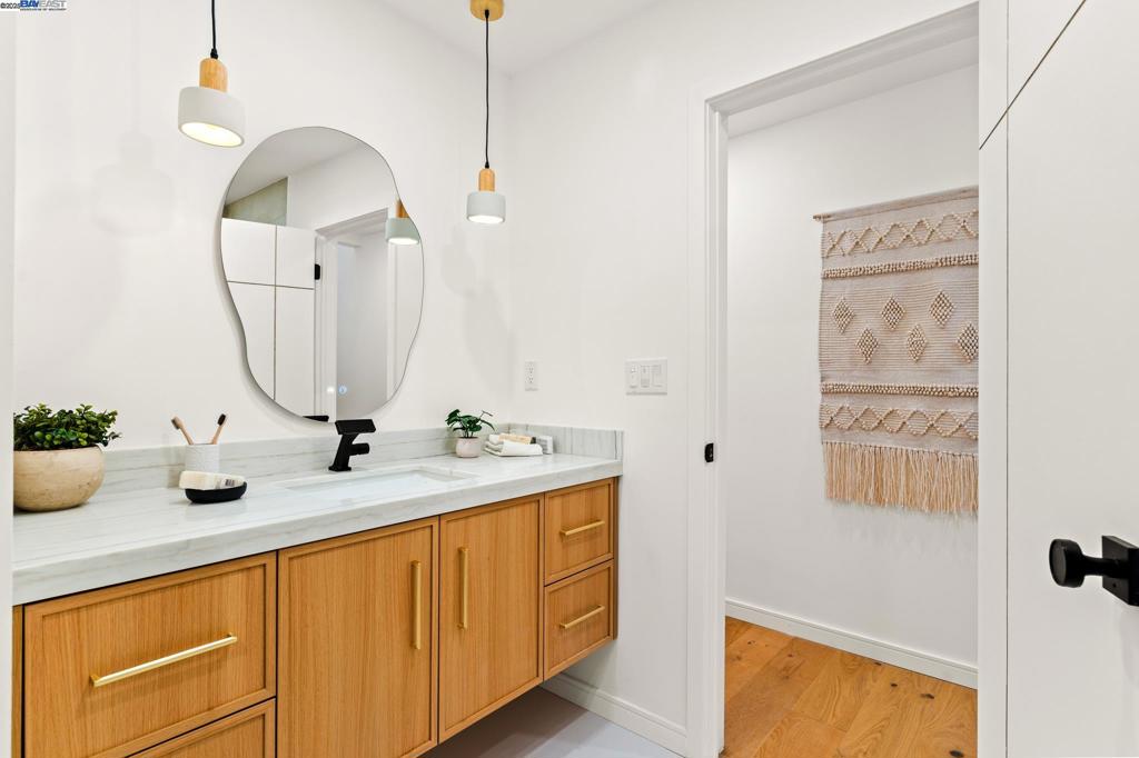 WALNUT HEIGHTS - Residential