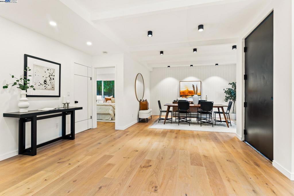 WALNUT HEIGHTS - Residential