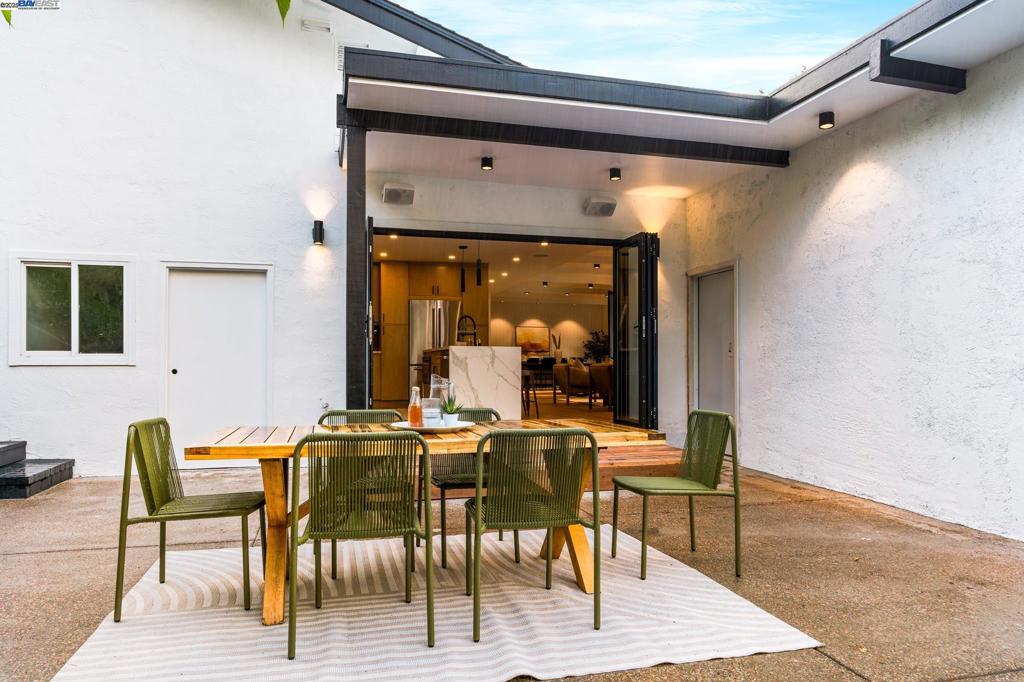 WALNUT HEIGHTS - Residential