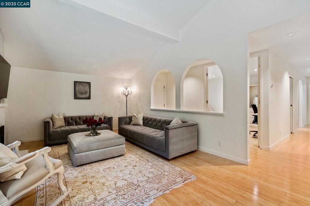 RUDGEAR ESTATES - Residential