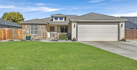 Photo of 4606 Sun Devils Ave, Bakersfield, CA 93313 (MLS # NS25254565)